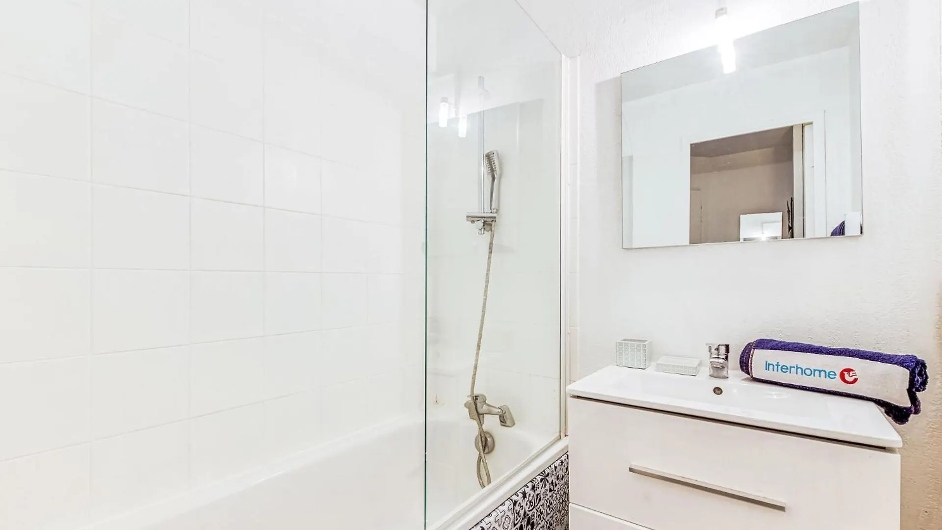 Apartment Les Marines-10 By Interhome La Foux